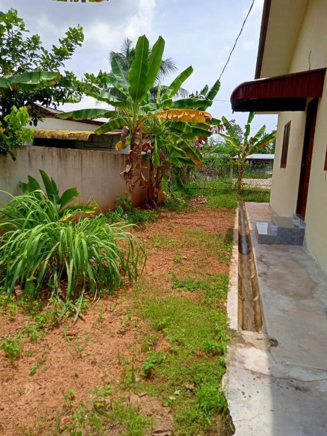 Homestay Idaman Di Kuala Terengganu Dengan 2 Bilik Aircond - Harga Utk 1 Rumah エクステリア 写真