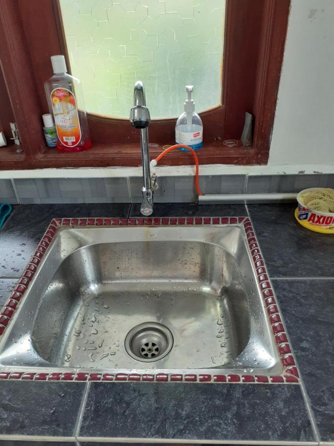 Homestay Idaman Di Kuala Terengganu Dengan 2 Bilik Aircond - Harga Utk 1 Rumah エクステリア 写真