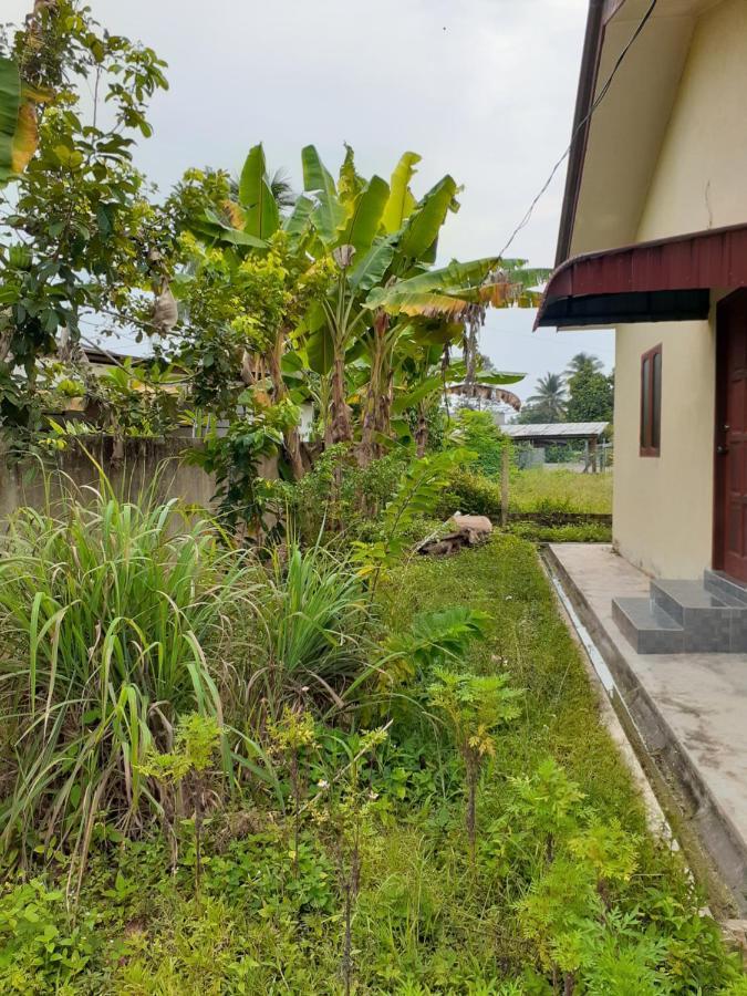 Homestay Idaman Di Kuala Terengganu Dengan 2 Bilik Aircond - Harga Utk 1 Rumah エクステリア 写真